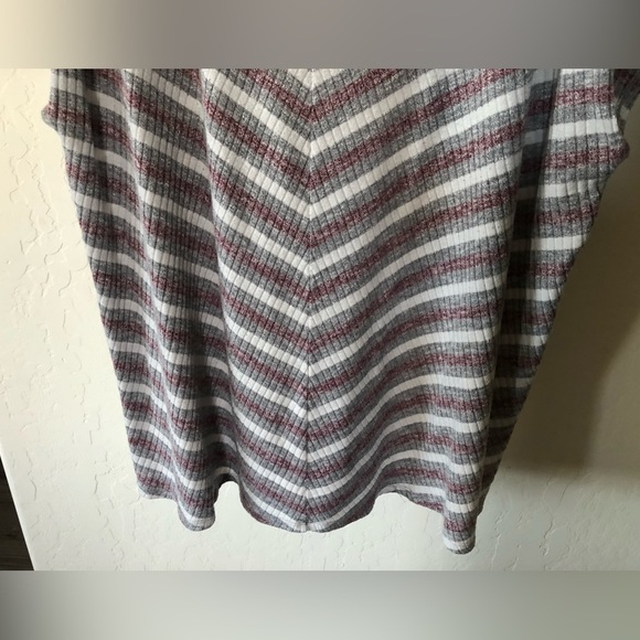 Lane Bryant|Knit Dolman Sleeve chevron stripe top, Neutral dusty rose•Size 26/28 - Picture 6 of 11